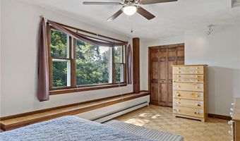 21 Clifton Rd, Bristol, RI 02809