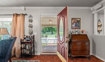 331 Gray St, Belcher, LA 71004