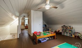 820 Whitehall Rd, Athens, GA 30605