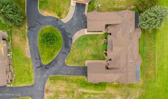 85 Bellflower Ct, Blanchard, ID 83804