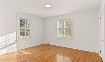 1429 E Calhoun St, Anderson, SC 29621