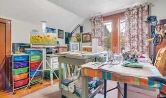 253 Thomas Rd, Blakeslee, PA 18610