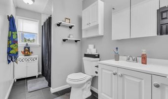 1332 Longboat Ave, Beachwood, NJ 08722