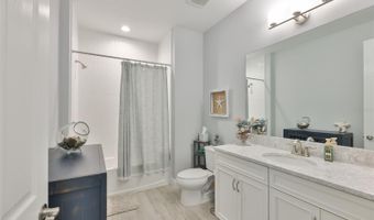 5379 EVERLONG Dr, Apollo Beach, FL 33572