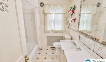 128 S West St, Allentown, PA 18102