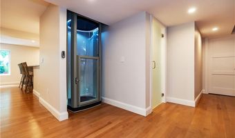 11 Hampton Rd 22, Coventry, RI 02816