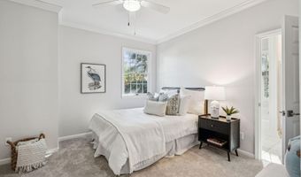 210 Old Plantation Dr W, Beaufort, SC 29907