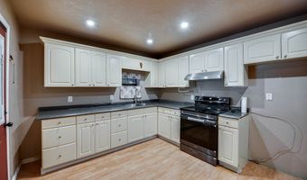 1107 NW 3rd St, Andrews, TX 79714