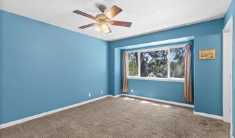 2320 NE Wells Acres Rd, Bend, OR 97701