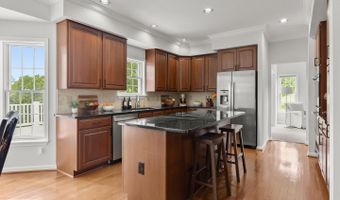 16 FARM RIDGE Ct, Baldwin, MD 21013