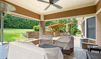 4226 40TH St N, Arlington, VA 22207