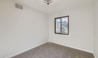 4387 Arden View Ct, Arden Hills, MN 55112