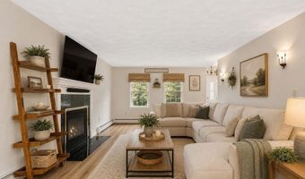 22 Lakewood Dr, Alton, NH 03810