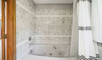 225 Bethmour Rd, Bethany, CT 06524