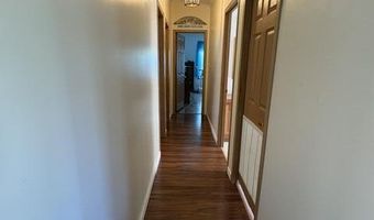 8 Windsor Dr, Alfred, ME 04002