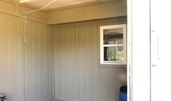 1901 N 600 Rd, Baldwin City, KS 66006