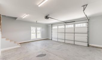 23307 Flossie Dr, Athens, AL 35613