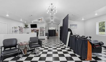 32 Throneberry Trl, Anderson, MO 64831