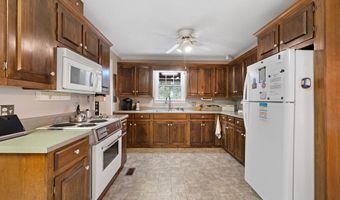 220 Benefield Dr, Attalla, AL 35954