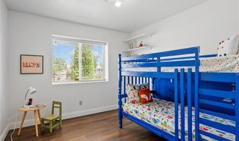 22163 Broken Lance Rd, Apple Valley, CA 92307
