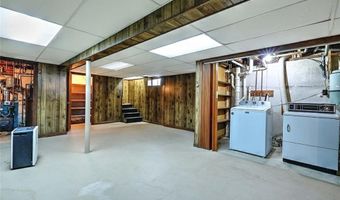 248 Don Ave, East Providence, RI 02916