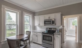 202 E Adams St, Arlington, MN 55307