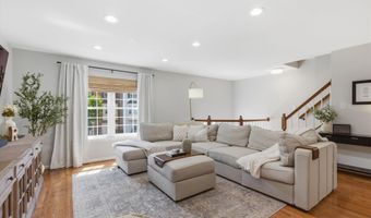 6006 KEBLE Dr, Alexandria, VA 22315