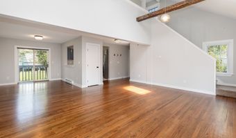 12 Beach St, Bethel, CT 06801