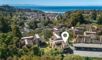 8 Seacliff Dr, Aptos, CA 95003