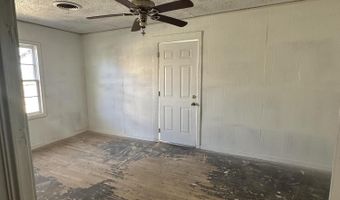 911 4th St, Abernathy, TX 79311