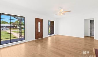 402 E Poplar St, Atmore, AL 36502