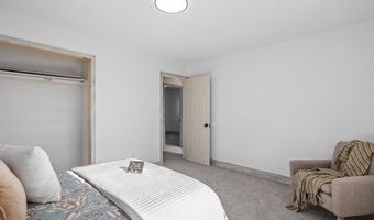 609 RIDGELAND St, Cheyenne, WY 82009