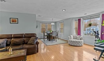 44 Knoll Pl D, North Providence, RI 02904