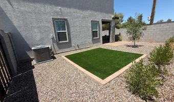 630 W LAREDO St, Chandler, AZ 85225