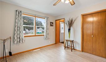 705 11th Ave NW, Austin, MN 55912