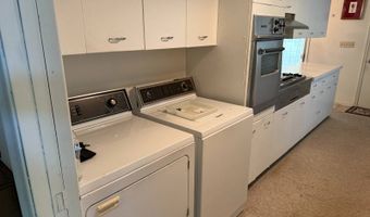 606 N Maple St, Ainsworth, NE 69210