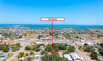 936 S Houston St, Aransas Pass, TX 78336