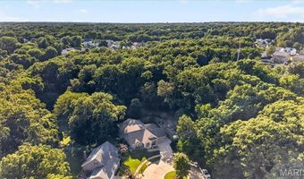 884 Village Brook Ct, Ballwin, MO 63021