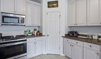 204 Lyle Cir, Brandon, MS 39042