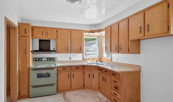 1918 4th Ave NW, Austin, MN 55912
