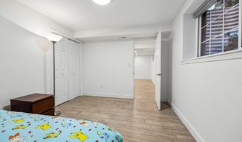 5001 W CEDAR Ln, Bethesda, MD 20814