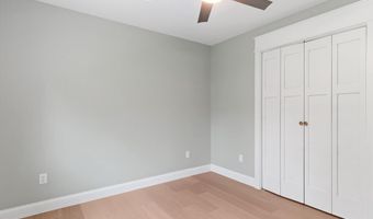 907 Richville Rd, Standish, ME 04084