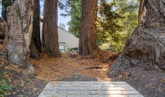 355 Village Creek Rd, Aptos, CA 95003
