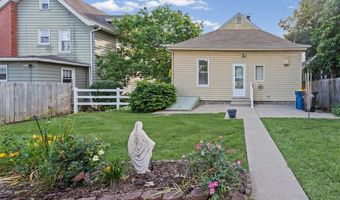 1807 State St, Alton, IL 62002