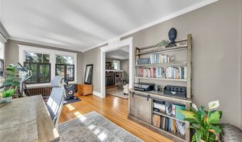 49 Burbank Dr, Amherst, NY 14226
