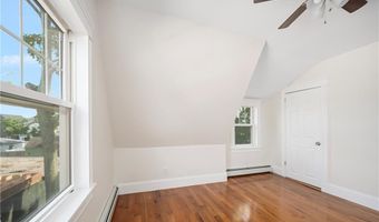 88 Wentworth Ave, Cranston, RI 02905