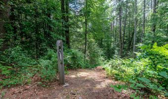 395 Hillwinds Rd, Brattleboro, VT 05301