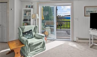 129 Bliss Mine Rd, Newport, RI 02840