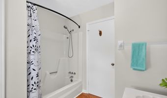 2112 CARPENTERS MILL Rd, Barboursville, VA 22923