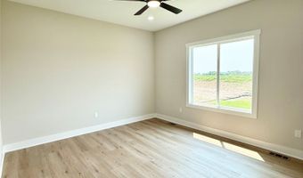 1946 Tuscany Dr SE, Altoona, IA 50009